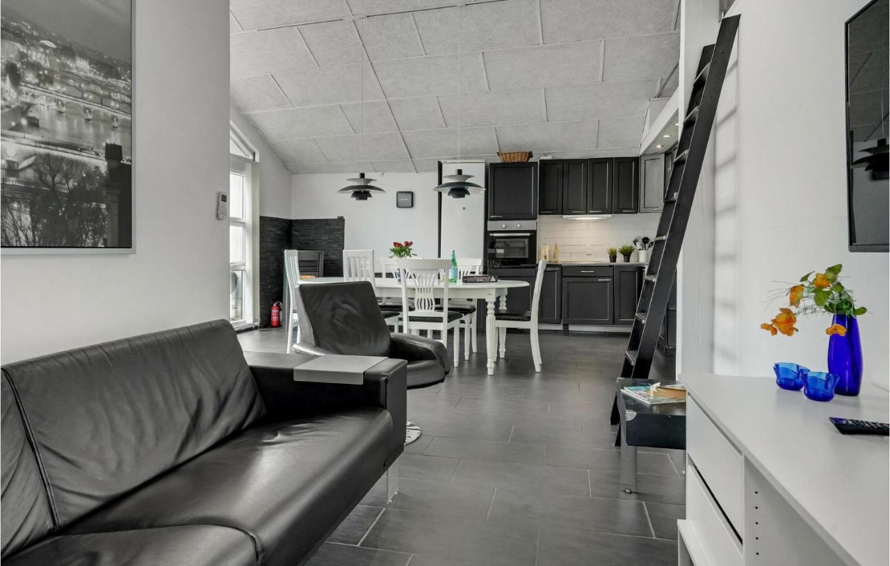 Beautiful Home In Borkop With Kitchen Εξωτερικό φωτογραφία